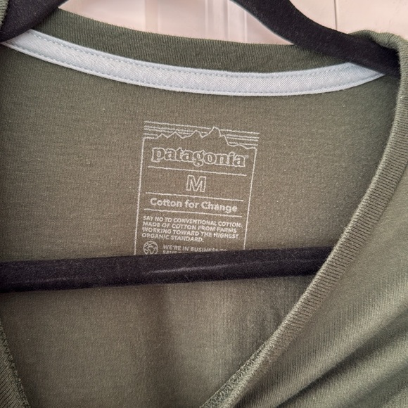 Men’s Patagonia Only Earth CTA Organic Cotton Tee, size medium green - Picture 3 of 11
